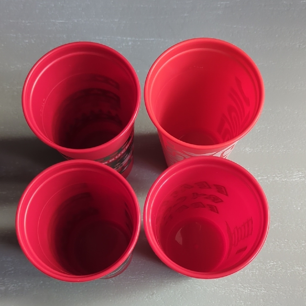 Starbucks Hot To Go Cups (4) Christmas‎ Holiday Red 20oz image 2